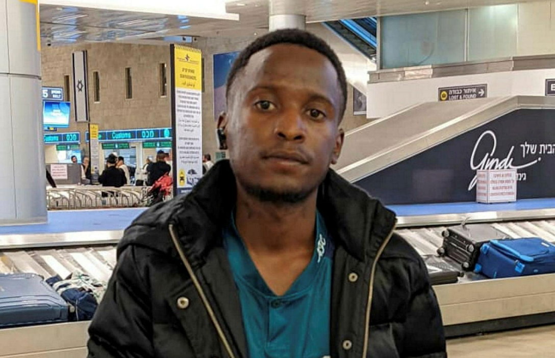 Joshua Loitu Mollel - 21 anni