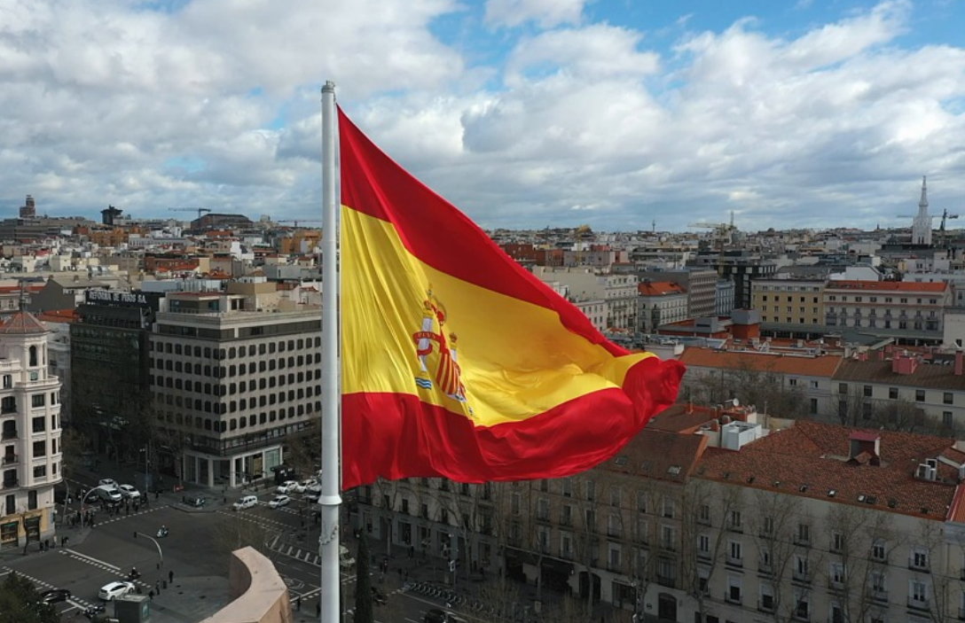 VIAGGIO NELL’UEA (Unione Europea Antisemita) – Spagna: tra Atocha e l’odio post-7 ottobre
