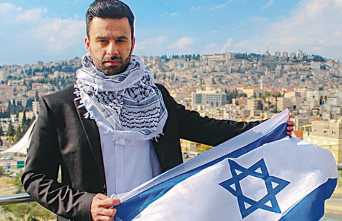 Arabi israeliani a Londra, «Liberate gli ostaggi, liberateci da Hamas»