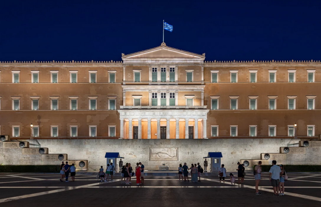 Grecia. Il boicottaggio sciolto al sole della convenienza