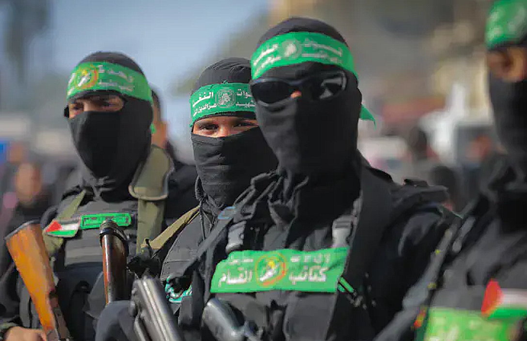Hamas. La paura corre sul filo (invisibile)