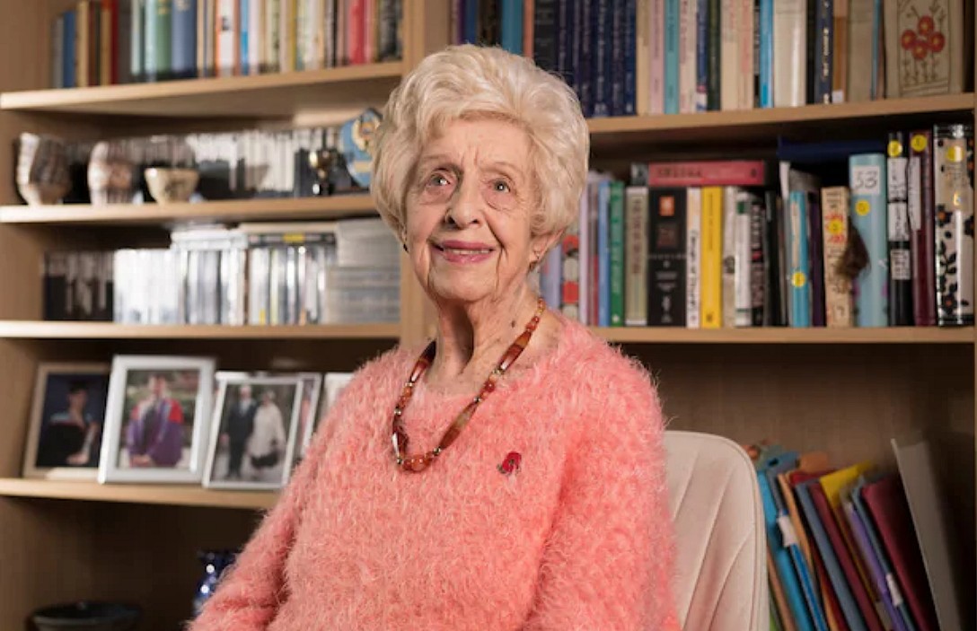 Ruth Bourne (1925 - 2025)