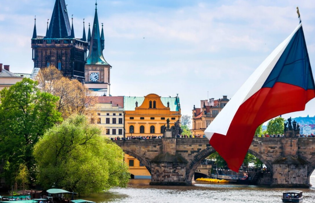 Il Punto. La Repubblica Ceca, tra memoria storica e realismo strategico