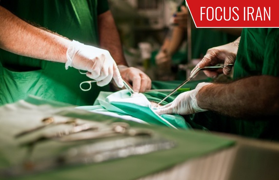 L’Iran che “cura” il peccato cambiando i corpi