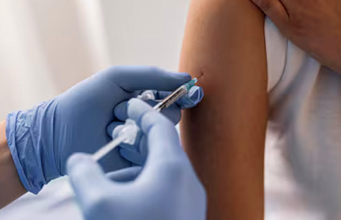 Vaccini, numeri e silenzi: Gaza tra realtà sanitaria e propaganda di guerra