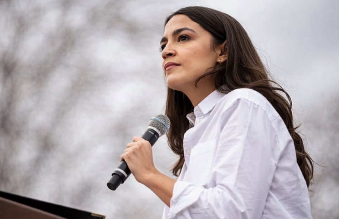 Ocasio-Cortez contro Israele: stop all’Iron Dome e antisemitismo