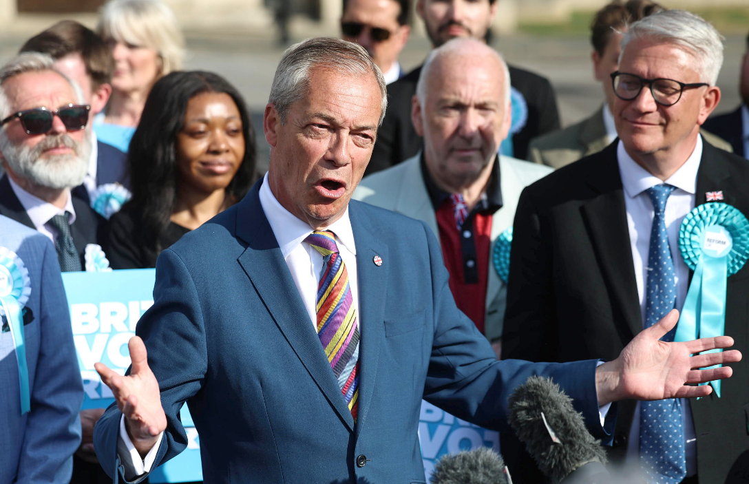 Gran Bretagna terremotata dal voto avanzano gli anti Israele e trionfa Farage
