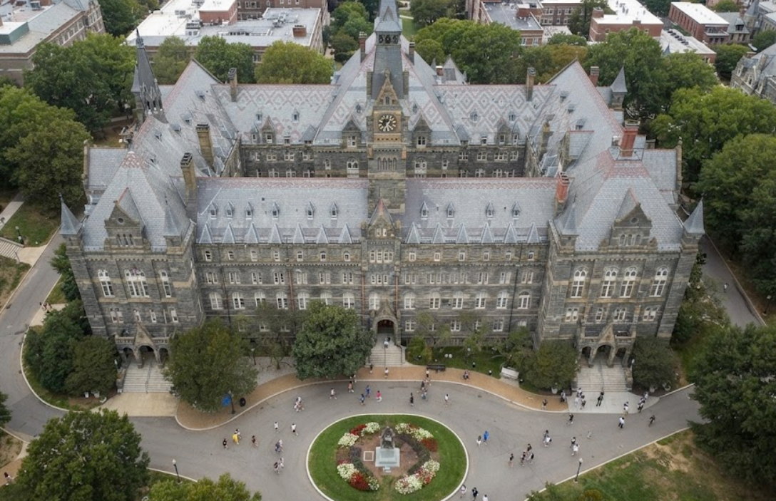 Georgetown, il Qatar e i fondi alla ricerca che fanno discutere negli Stati Uniti