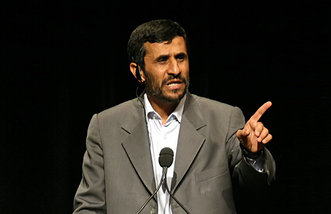Iran. Israele voleva reclutare Ahmadinejad?