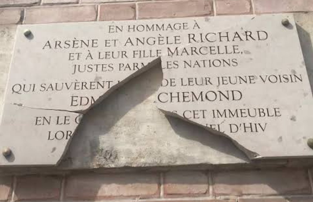 Parigi sfregiata la stele dedicata ai Giusti