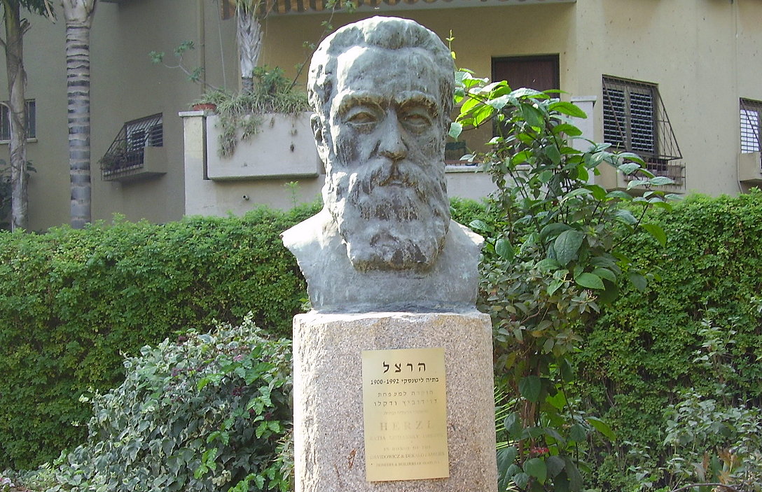 Monte Herzl. Degna sepoltura ai nonni di Theodor