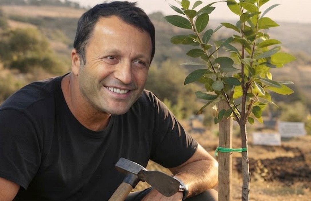 Francia. Arthur risponde agli antisemiti piantando alberi in Israele