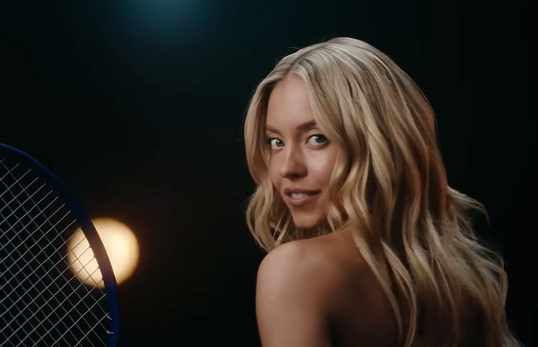 Sydney Sweeney, lo spot di Novig sulle note di Hatikvah