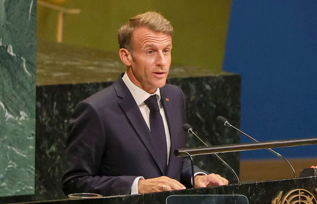 Macron inciampa su Hamas e dimentica quarant’anni di terrorismo in Cisgiordania